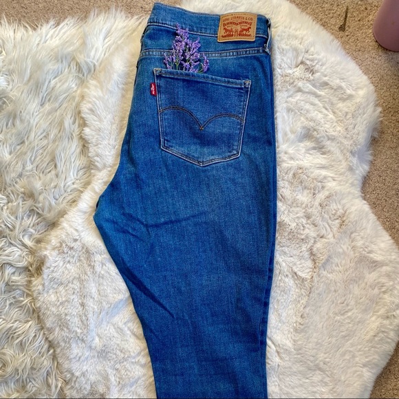 Levi’s 311 Shaping Skinny Jeans NWOT - Picture 2 of 7